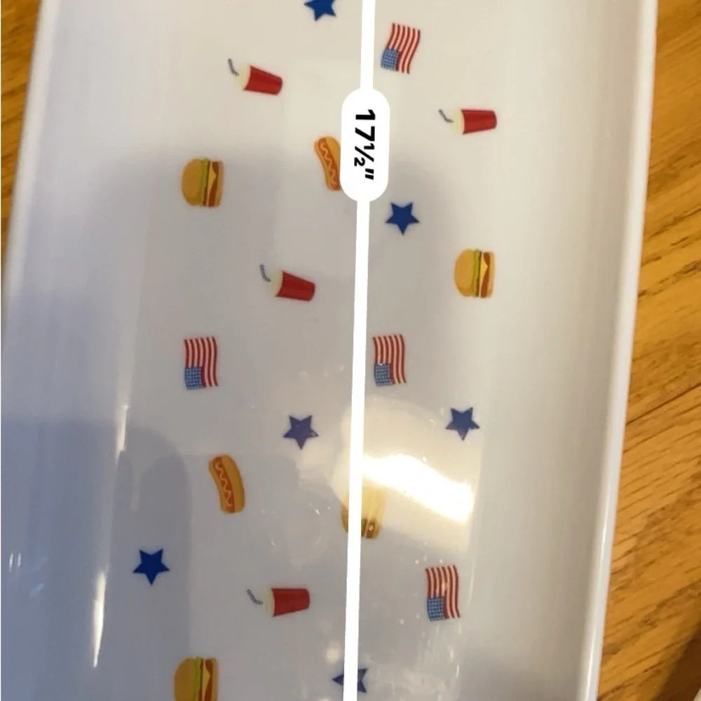 Serving dishes x2 ideal for a cook out